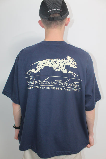 Camiseta Boxy 'Dalmatian' Azul Marinho