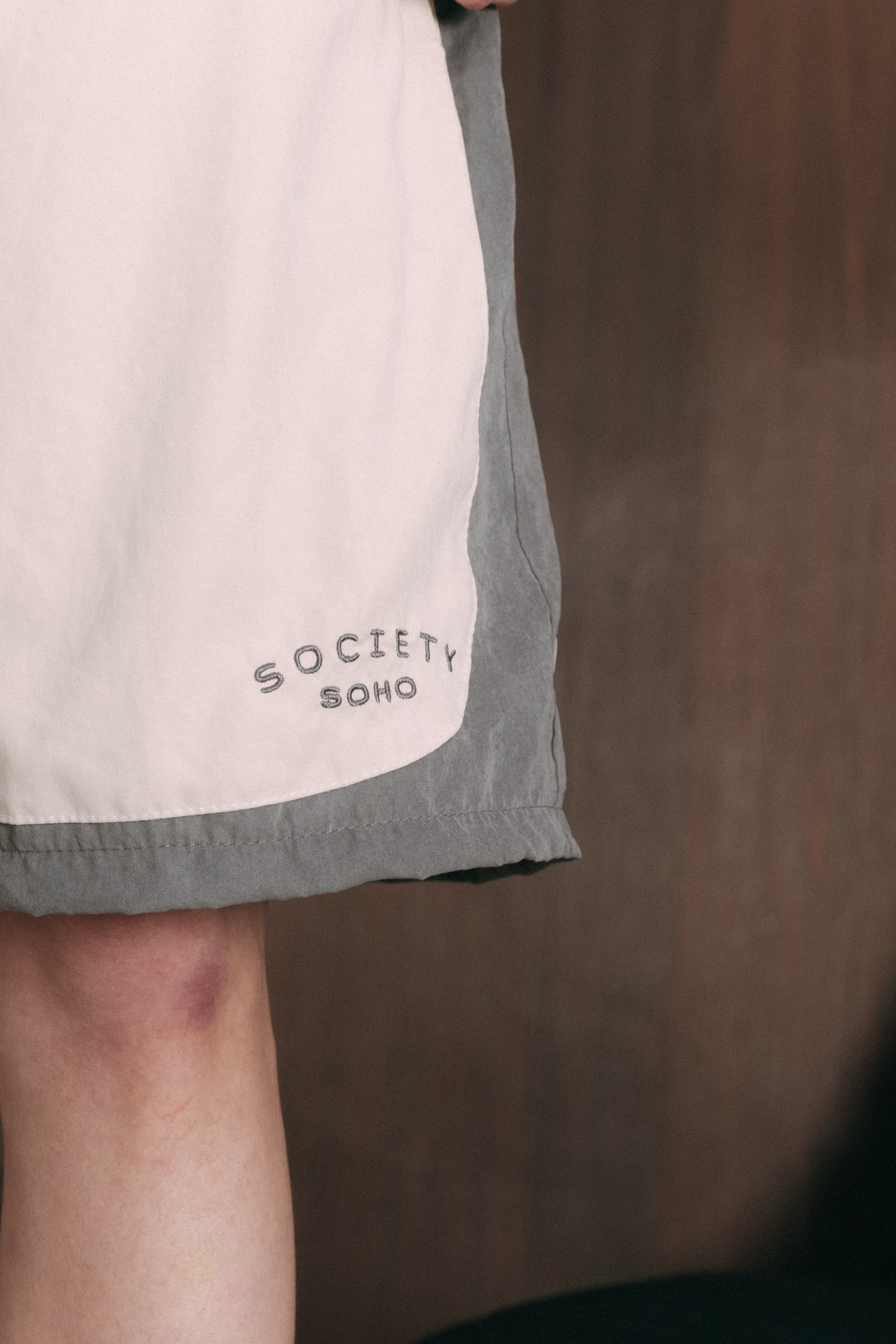 Short "SOCIETY" Off-white