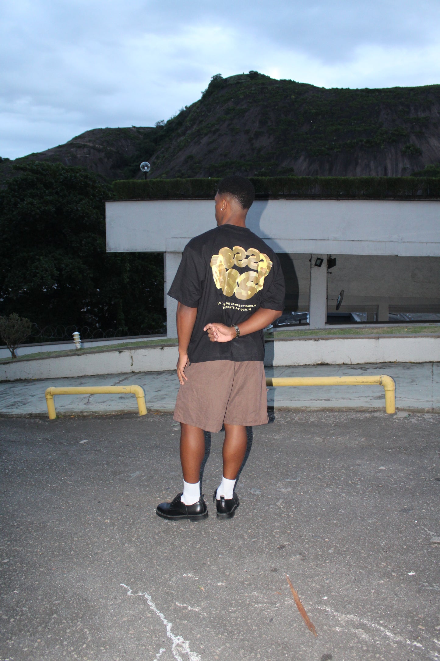 Camiseta Boxy "SSS Ring" Preta